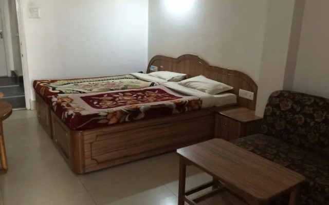 Hotel The Zara Residency