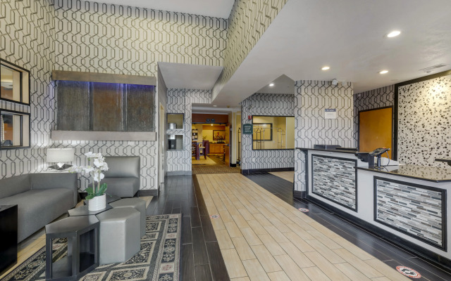 Best Western Plus Rockwall Inn & Suites