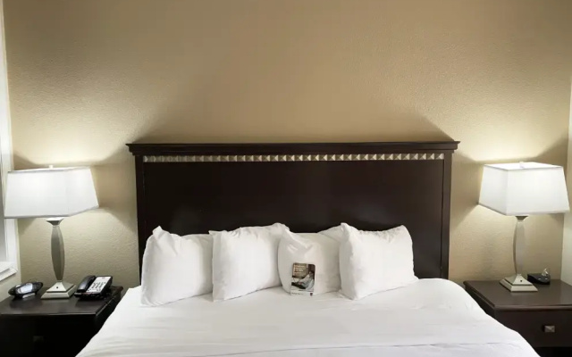 Comfort Suites Kings Bay Naval Base Area