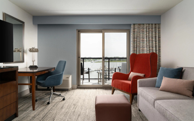 Hilton Garden Inn Charleston Waterfront/Downtown