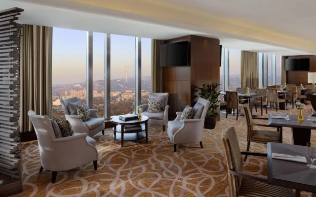 Отель The Ritz-carlton, Almaty