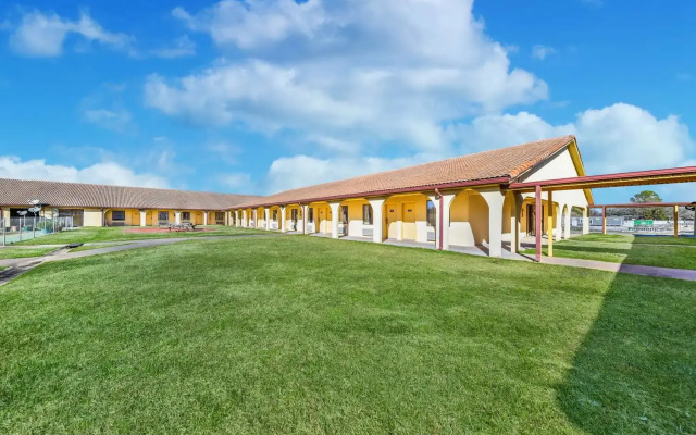 Americas Best Value Inn Bonham