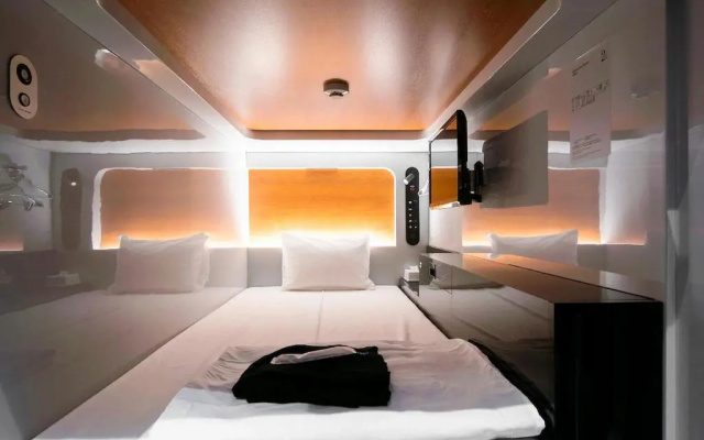 Premium Economy Class male Cabin 사진 1