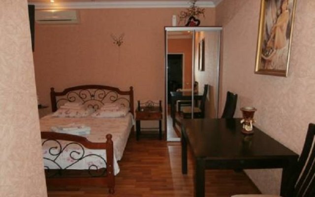 Na Novorossijskoj 128 Guest House