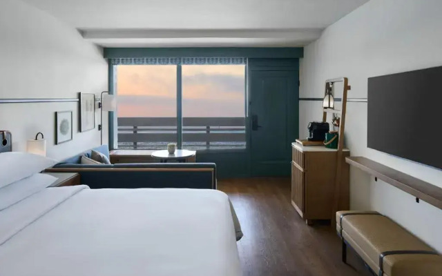 Отель Monterey Beach, A Tribute Portfolio