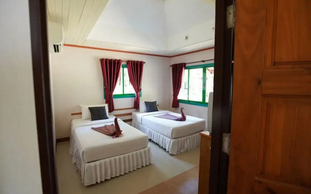 Ko Kut Ao Phrao Beach Resort