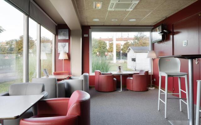 Отель Campanile Creteil - Bonneuil Sur Marne