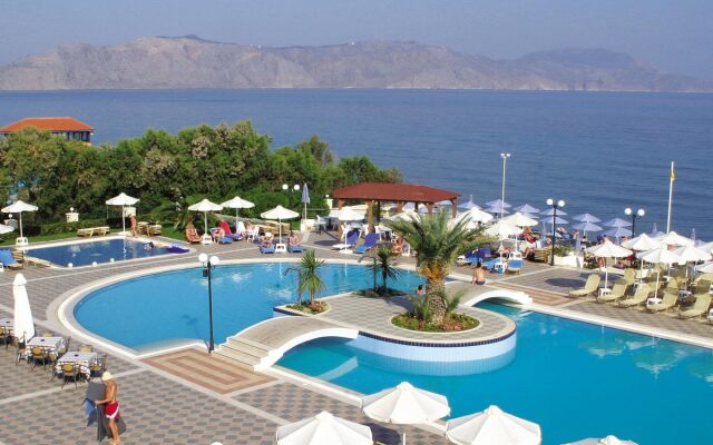 Hydramis Palace Beach Resort