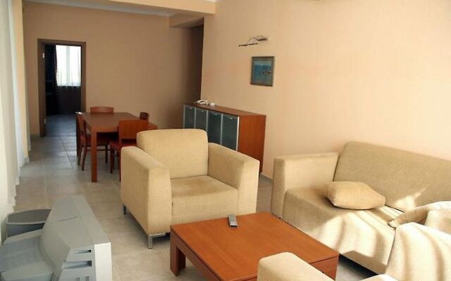 Andamati Hotel