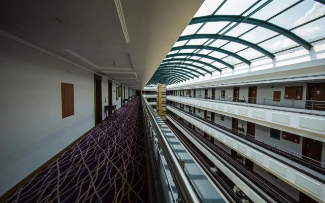 Отель Rox Resort