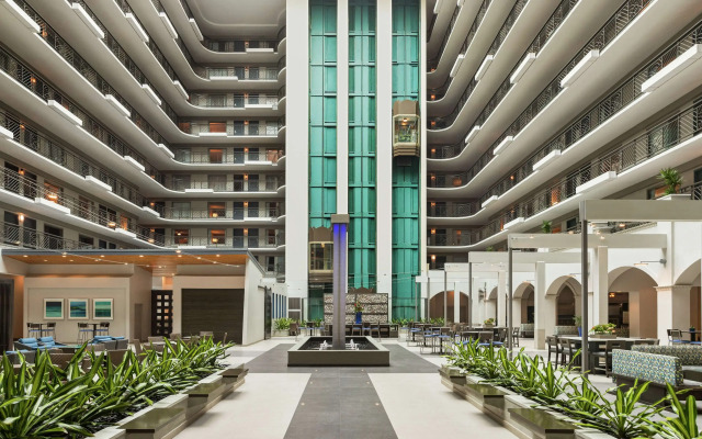 Embassy Suites by Hilton Miami International Airport