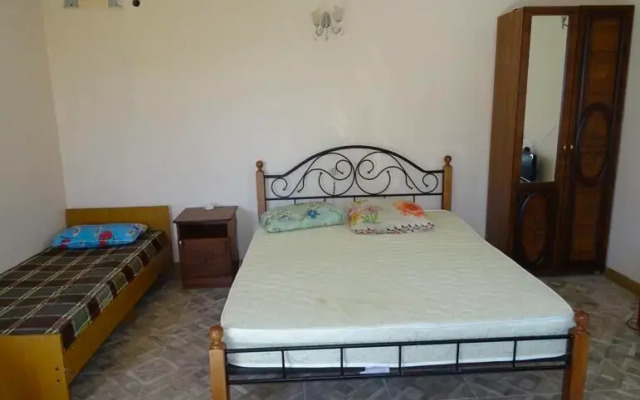 Guest House Artem