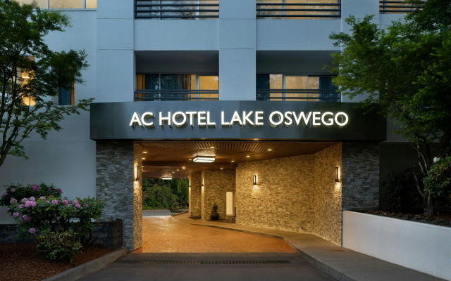 AC Hotel by Marriott Portland Lake Oswego