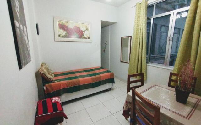 Copacabana apartamento quadra praia