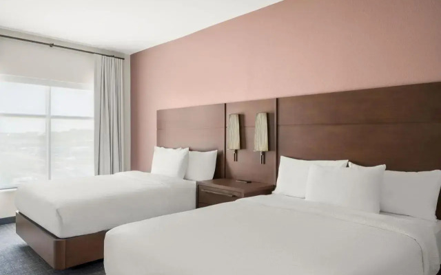Residence Inn by Marriott Milwaukee Brookfield at Poplar Creek
