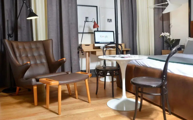 Browns Boutique Hotel