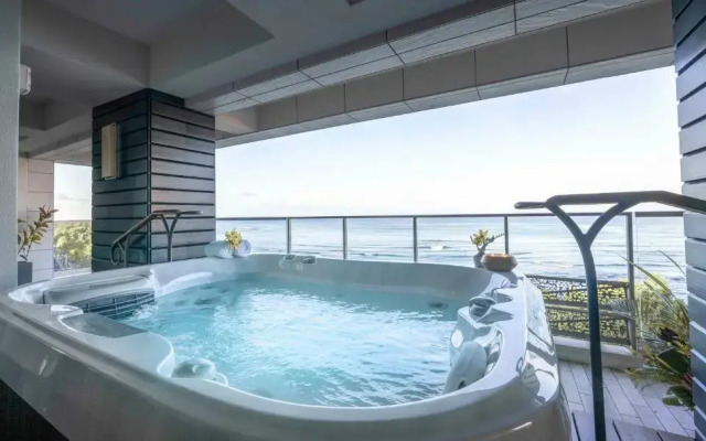 Espacio The Jewel Of Waikiki