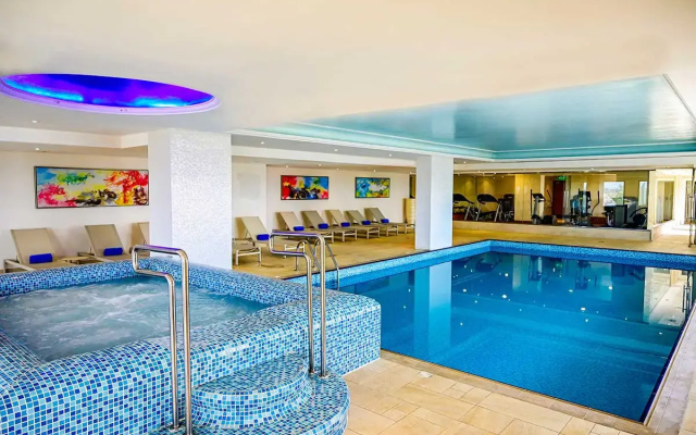 Pullman Resort Al Marjan Island