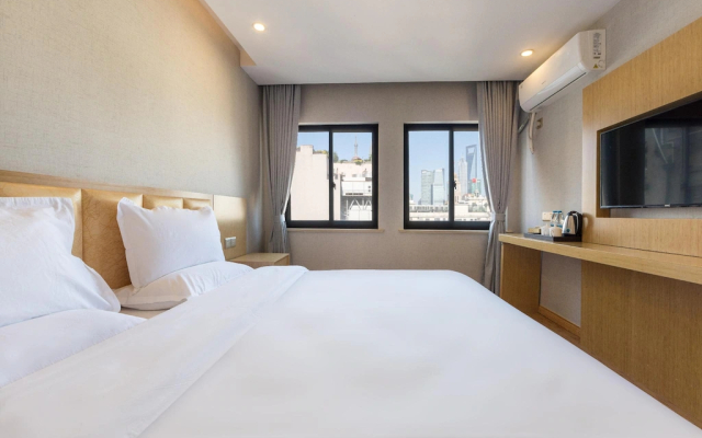 Hanting Hotel Shanghai Waitan Jiujiang Road