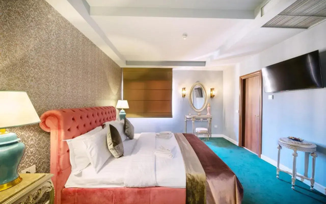 Phoenicia Comfort Hotel