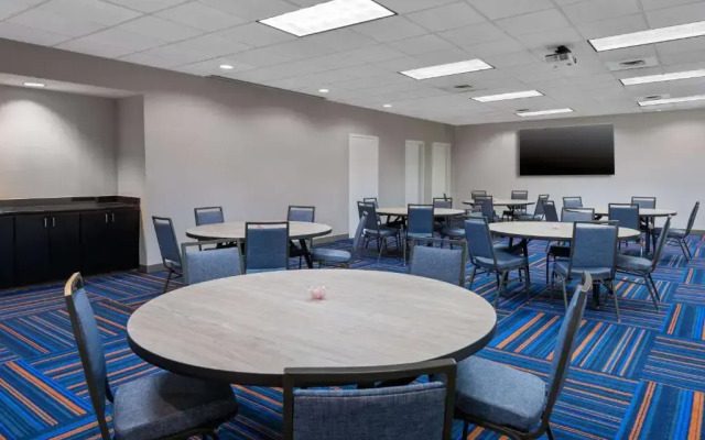 Hampton Inn Charlotte-Uptown
