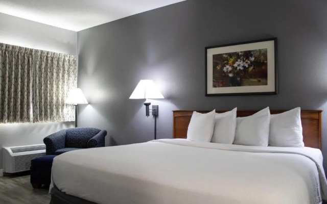 New Victorian Inn & Suites in Sioux City, IA