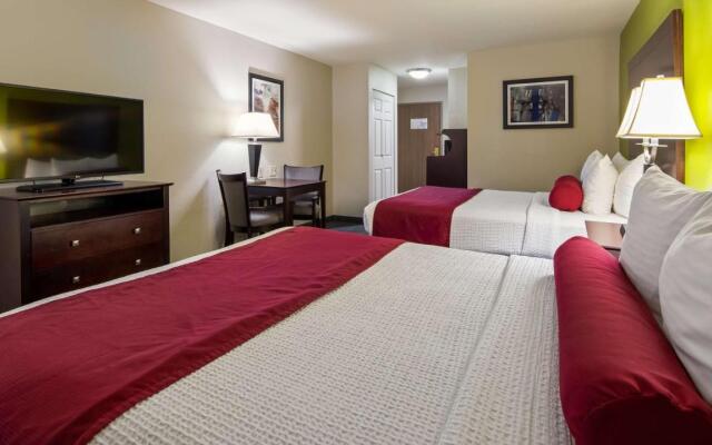Best Western Plus Mansfield Inn & Suites