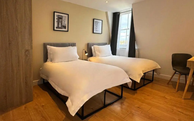 Berjaya Eden Park London Hotel