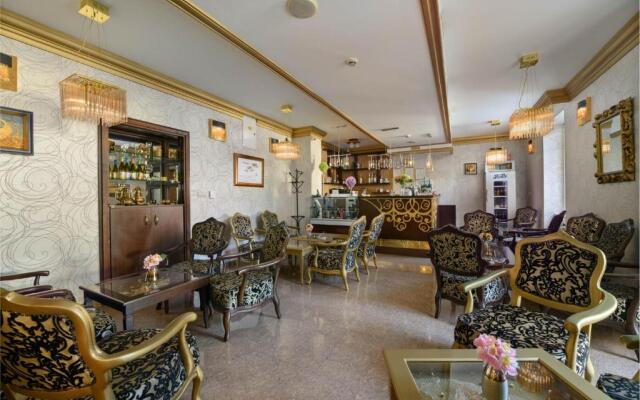 Hotel Aurum