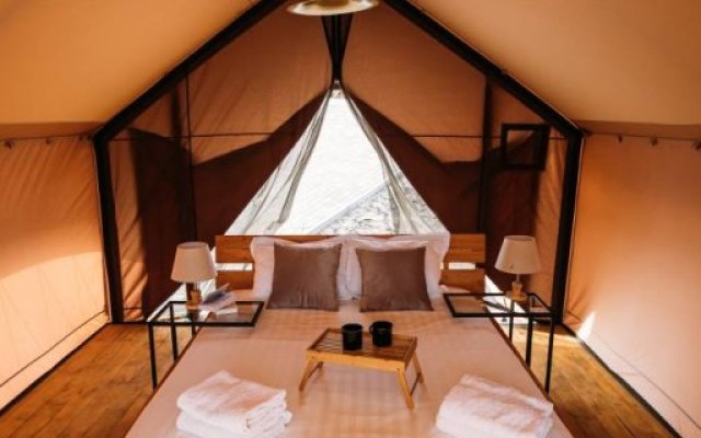 Bely Kolodets Glamping