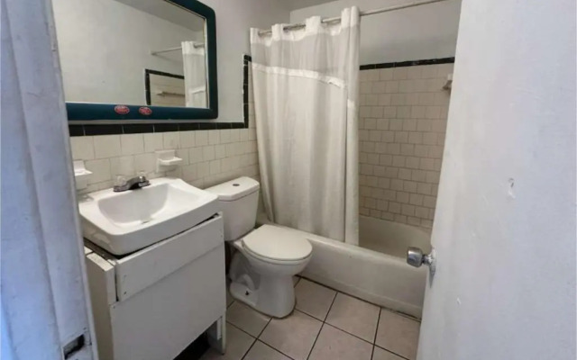 Arrow Motel By Oyo Near Downtown