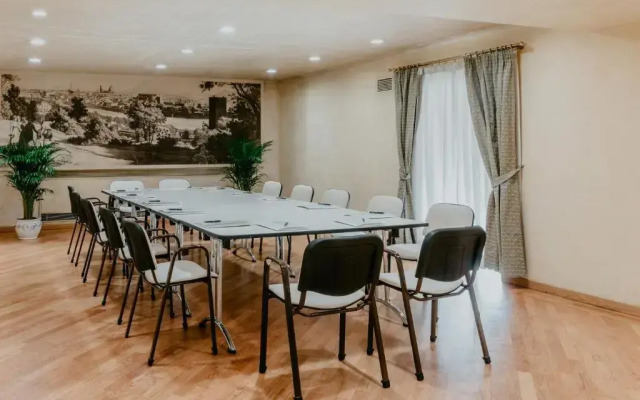 Hotel De La Ville