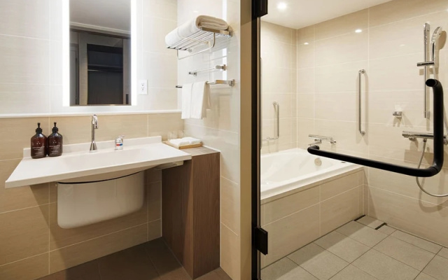 Standard Accessible Double room (풀 더블 침대) 사진 2