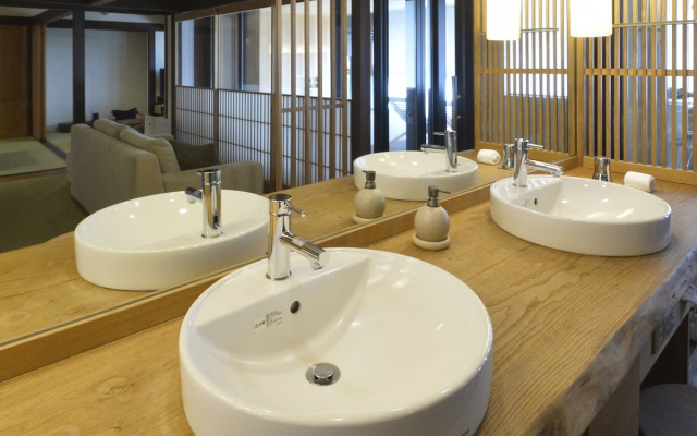 Gora Hanaougi Madoka No Mori Guest house
