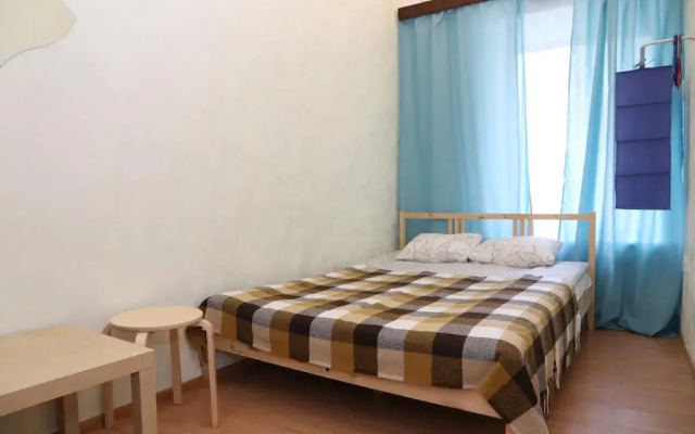 Happy House Hostel Liteyny
