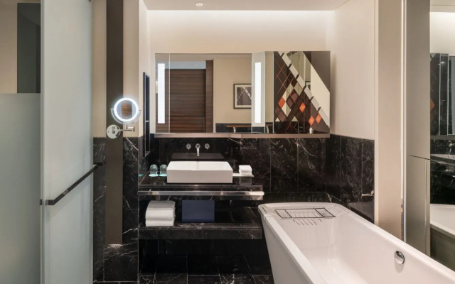 Le Meridien Bangkok