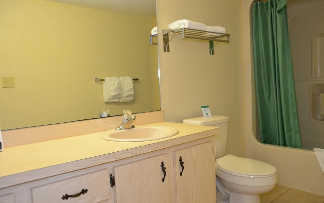Cypress Cove Nudist Resort & Spa