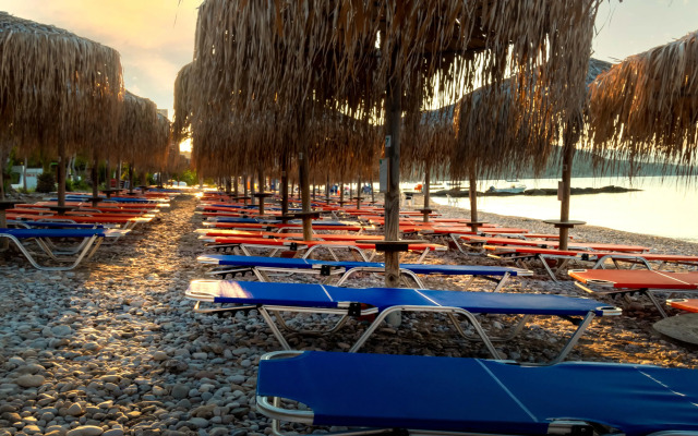 The Grove Seaside Hotel