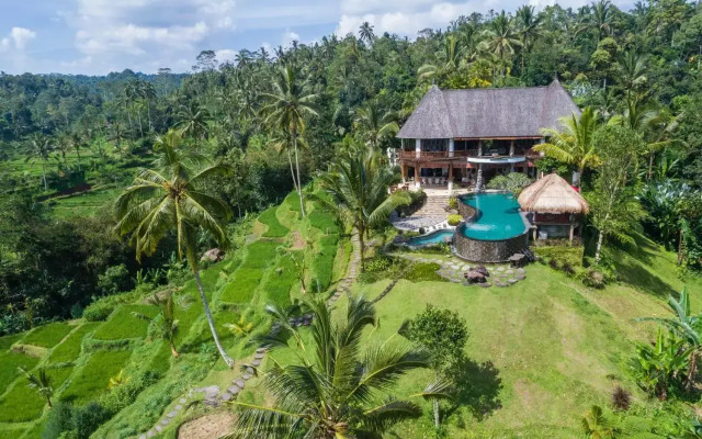 Adiwana Dara Ayu