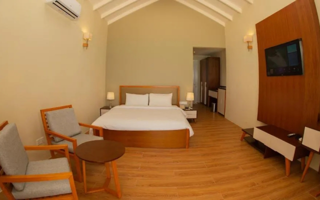 Paradise Hondaafushi Island Resort & Spa