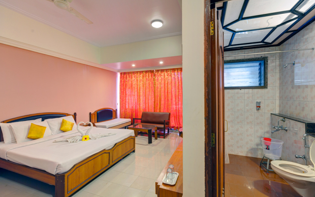 Shreyas Hotel
