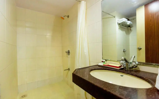 Hotel Express Inn Next To BigBazar	