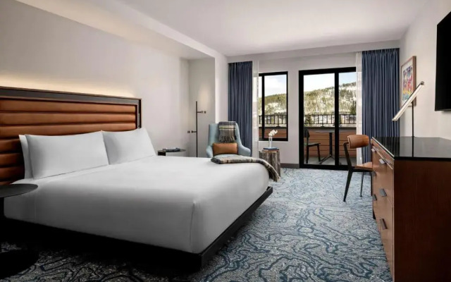 Hotel Alpenrock Breckenridge, Curio Collection by Hilton