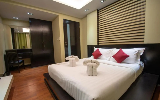 Peach Blossom Resort & Pool Villa
