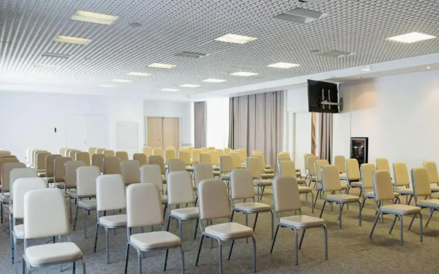Belstay Milano Assago Hotel