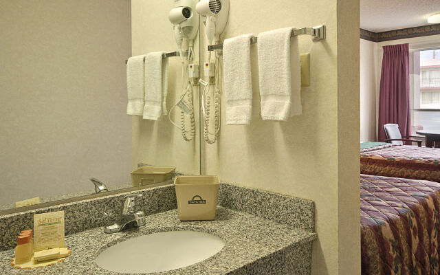 Days Inn Texarkana