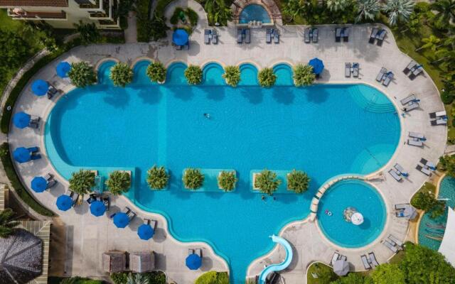 Phuket Marriott Resort & Spa, Merlin Beach