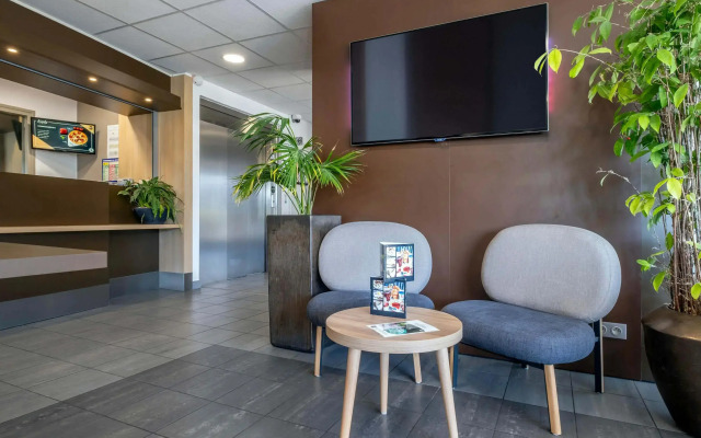 B&B HOTEL Niort Marais Poitevin Est