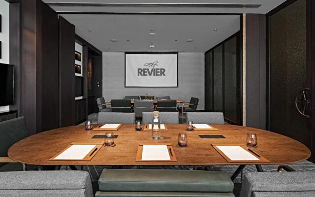 Revier Hotel - Dubai