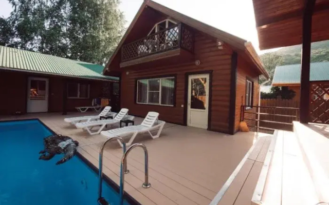 Lesnoe Shale Guest house